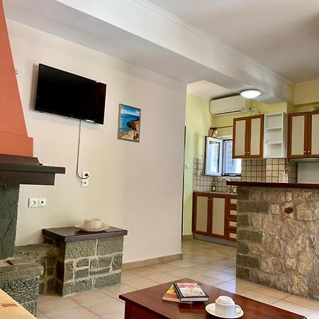 Dimarion Villas Áyios Nikítas Zimmer foto